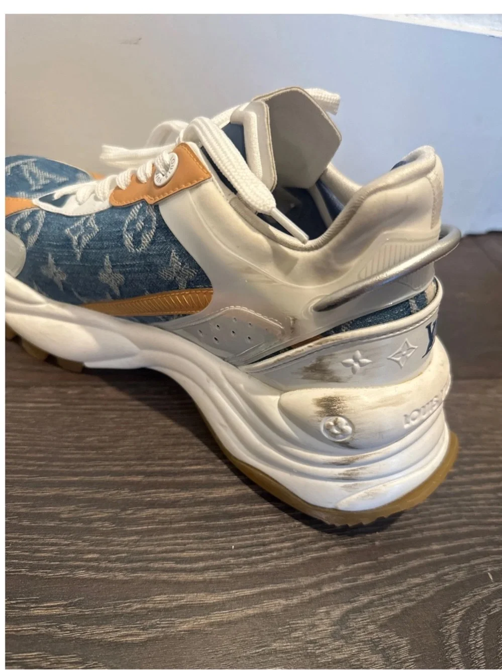 Louis Vuitton louis vuitton